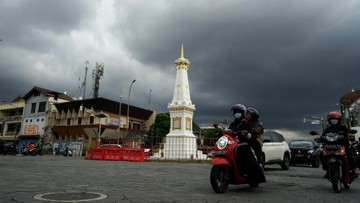 Musim Kemarau Tak Selalu Kering: BMKG Ungkap 4 Wilayah Ini Berpotensi Hujan Hari Ini, Siapkah Anda Menghadapinya?